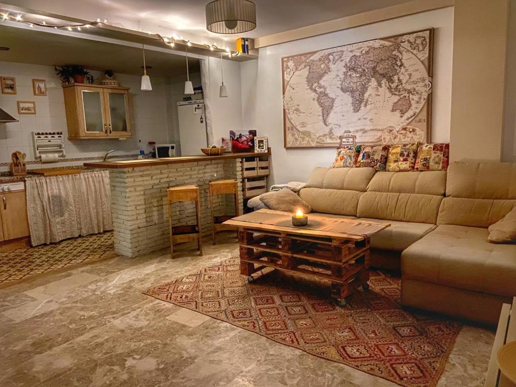 Apartamento La casa de Ale con parking gratuito! Camas Exterior foto